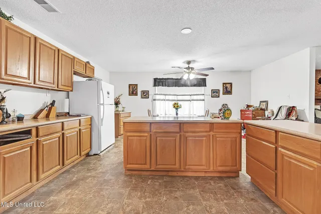 $290,000 | 70 Harris Chapel Road, Senatobia, MS 38668