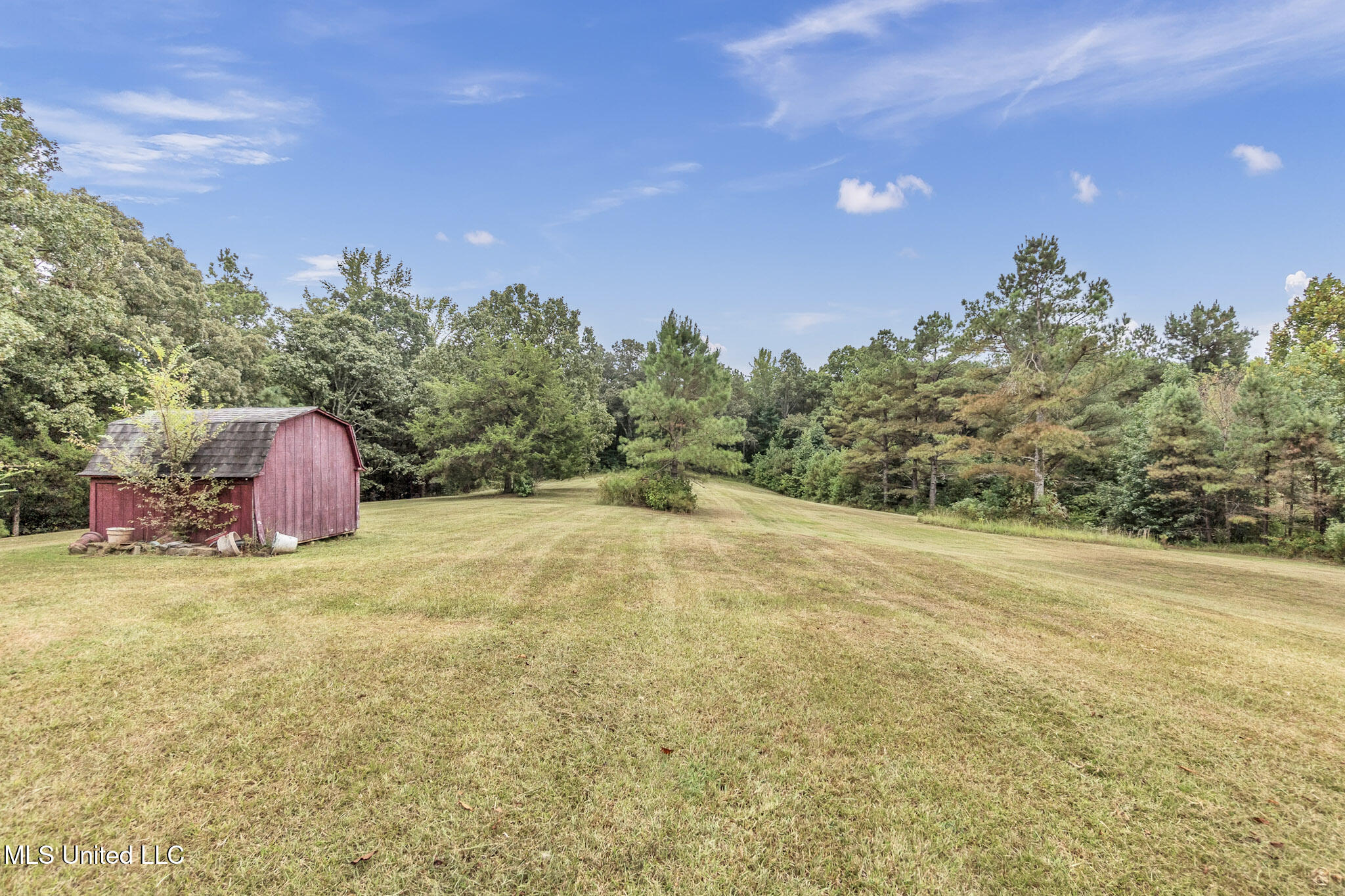 70 Harris Chapel Road Senatobia, MS 38668 - Photo 5 of 33 IMG_3457