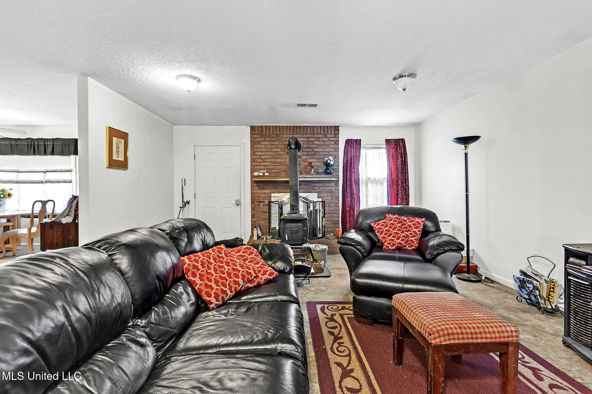 70 Harris Chapel Road Senatobia, MS 38668 - Photo 7 of 33 IMG_3437