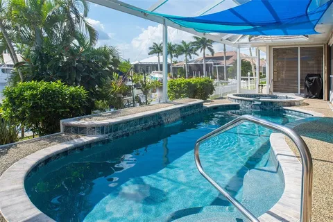 $899,900 | 1711 Los Alamos Drive, Punta Gorda, FL 33950