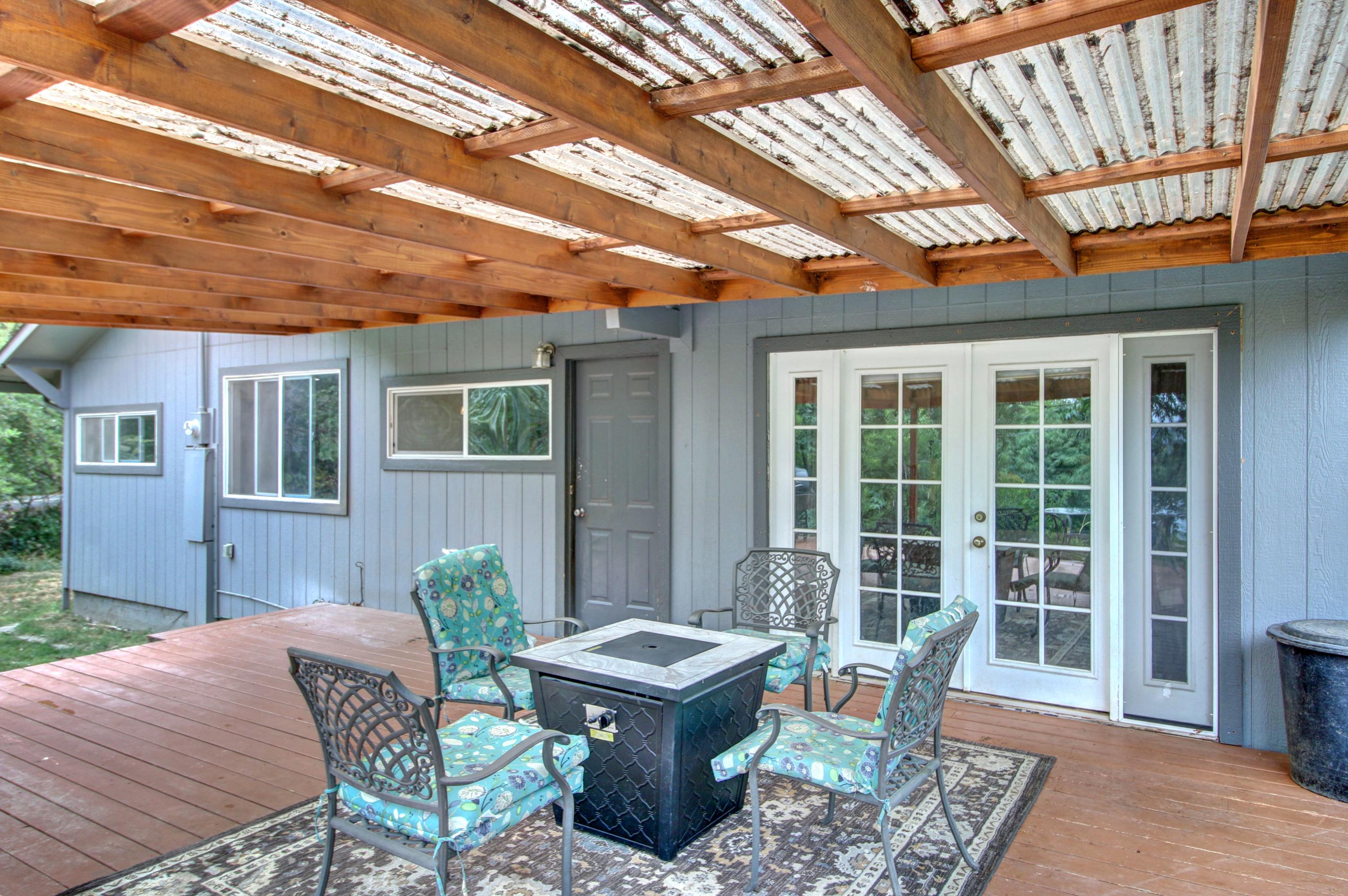 3479 Kane Creek Road Central Point, OR 97502 - Photo 26 of 37 32