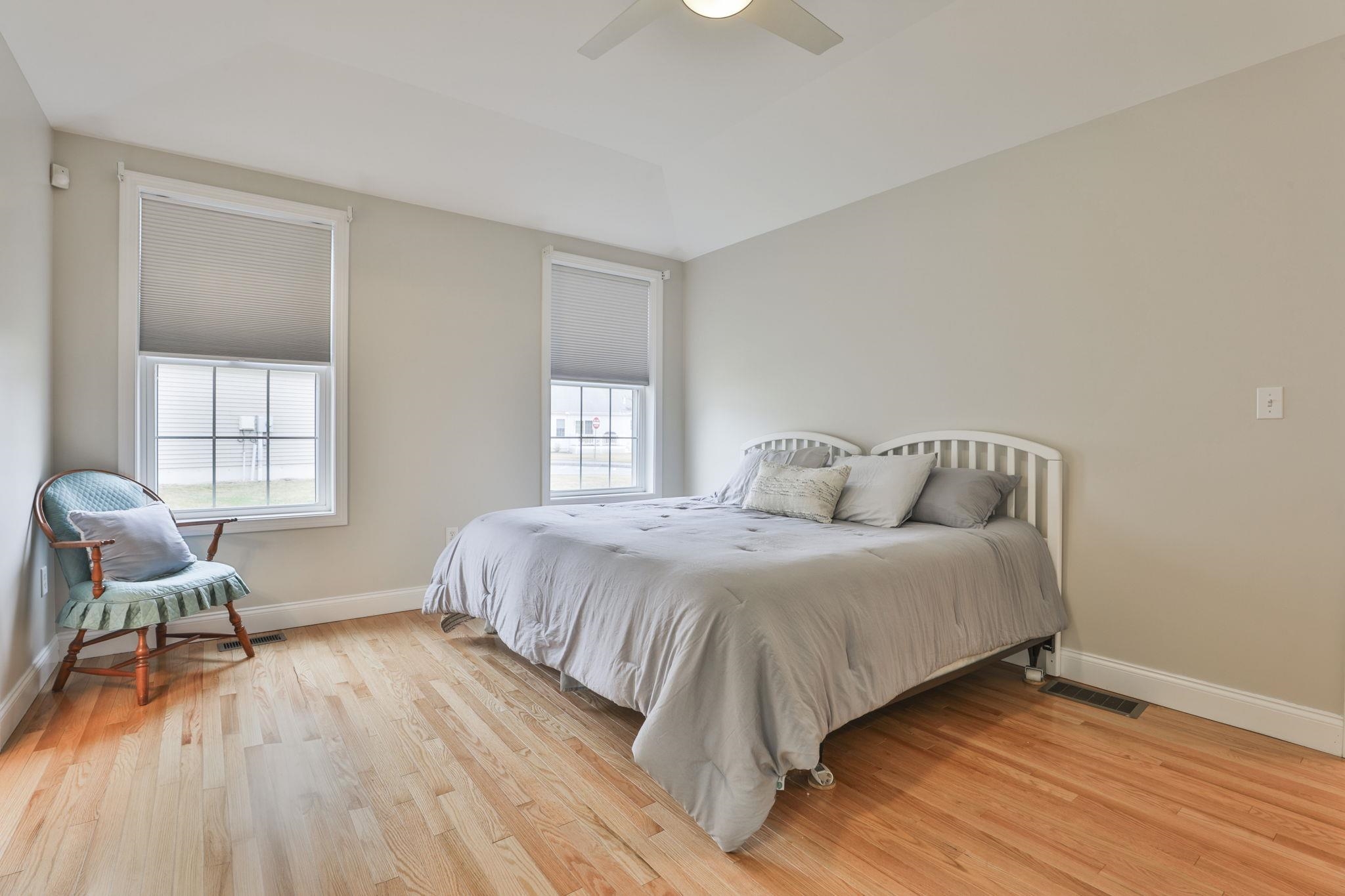 3 Plummer Drive Londonderry, NH 03053 - Photo 11 of 34