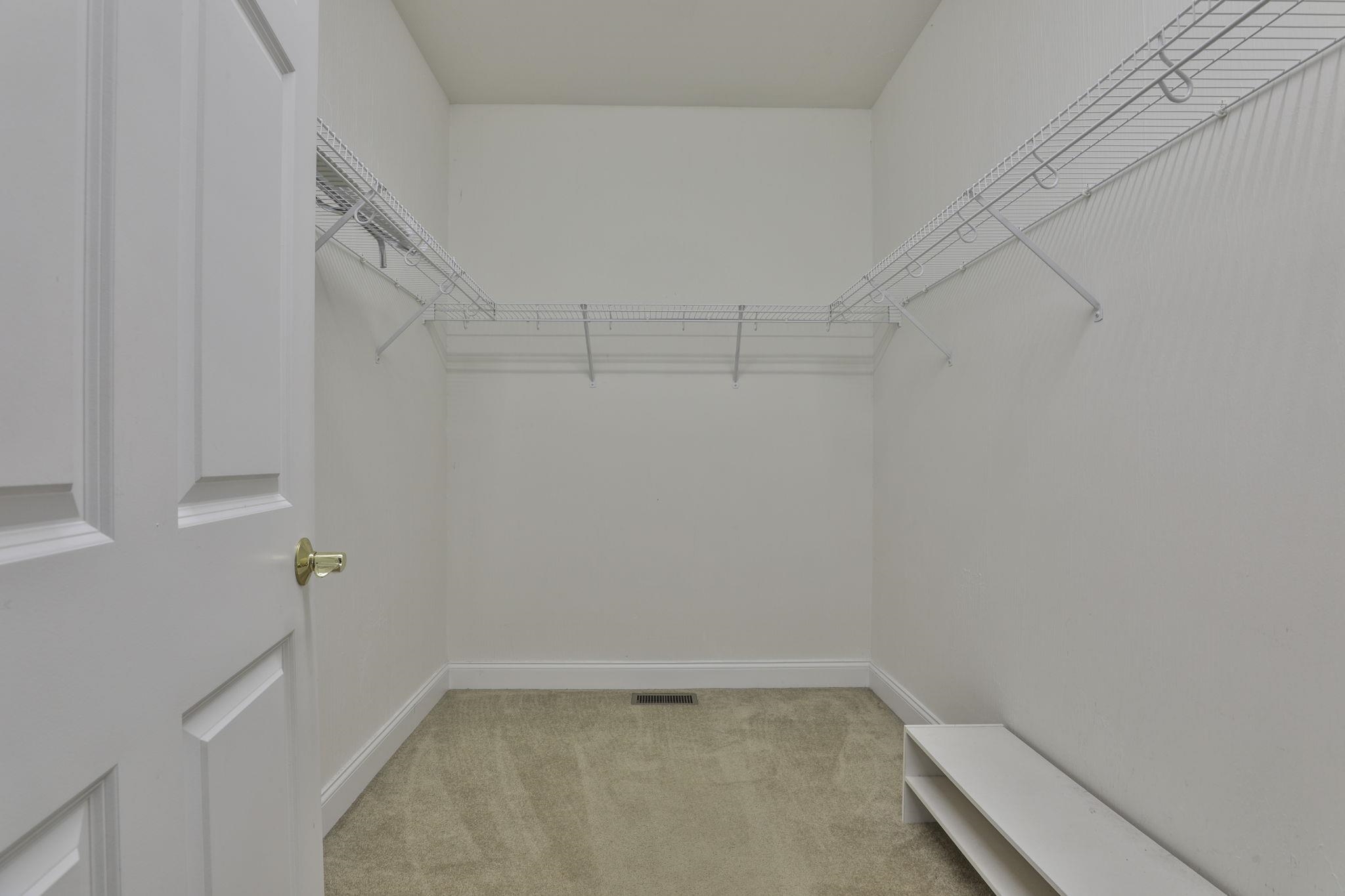 3 Plummer Drive Londonderry, NH 03053 - Photo 12 of 34