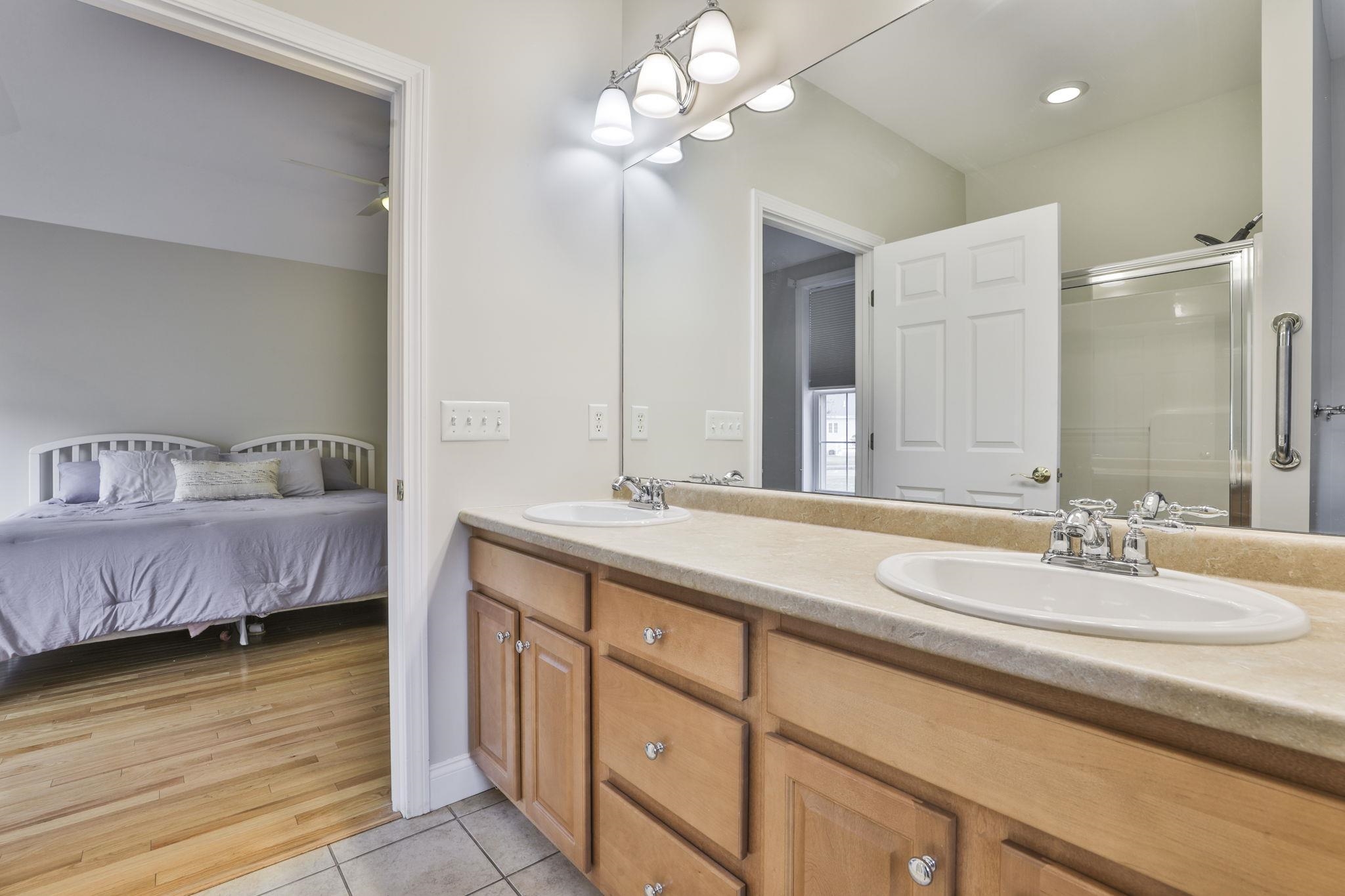 3 Plummer Drive Londonderry, NH 03053 - Photo 13 of 34