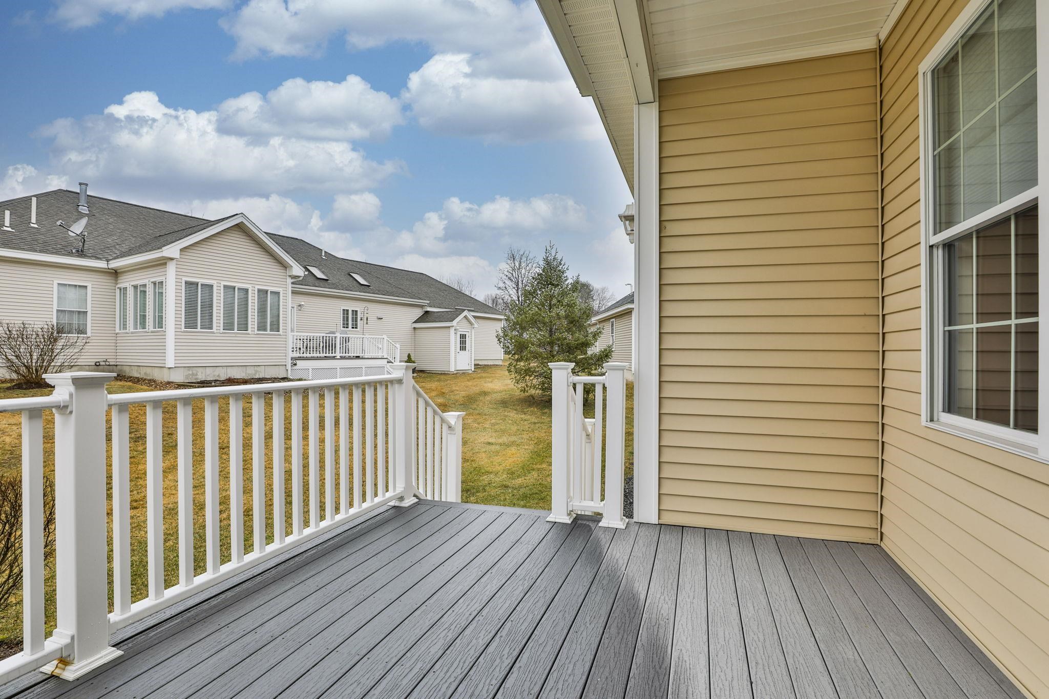 3 Plummer Drive Londonderry, NH 03053 - Photo 30 of 34