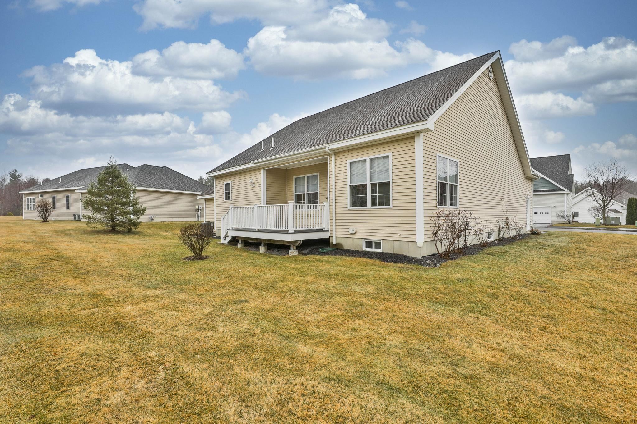 3 Plummer Drive Londonderry, NH 03053 - Photo 31 of 34