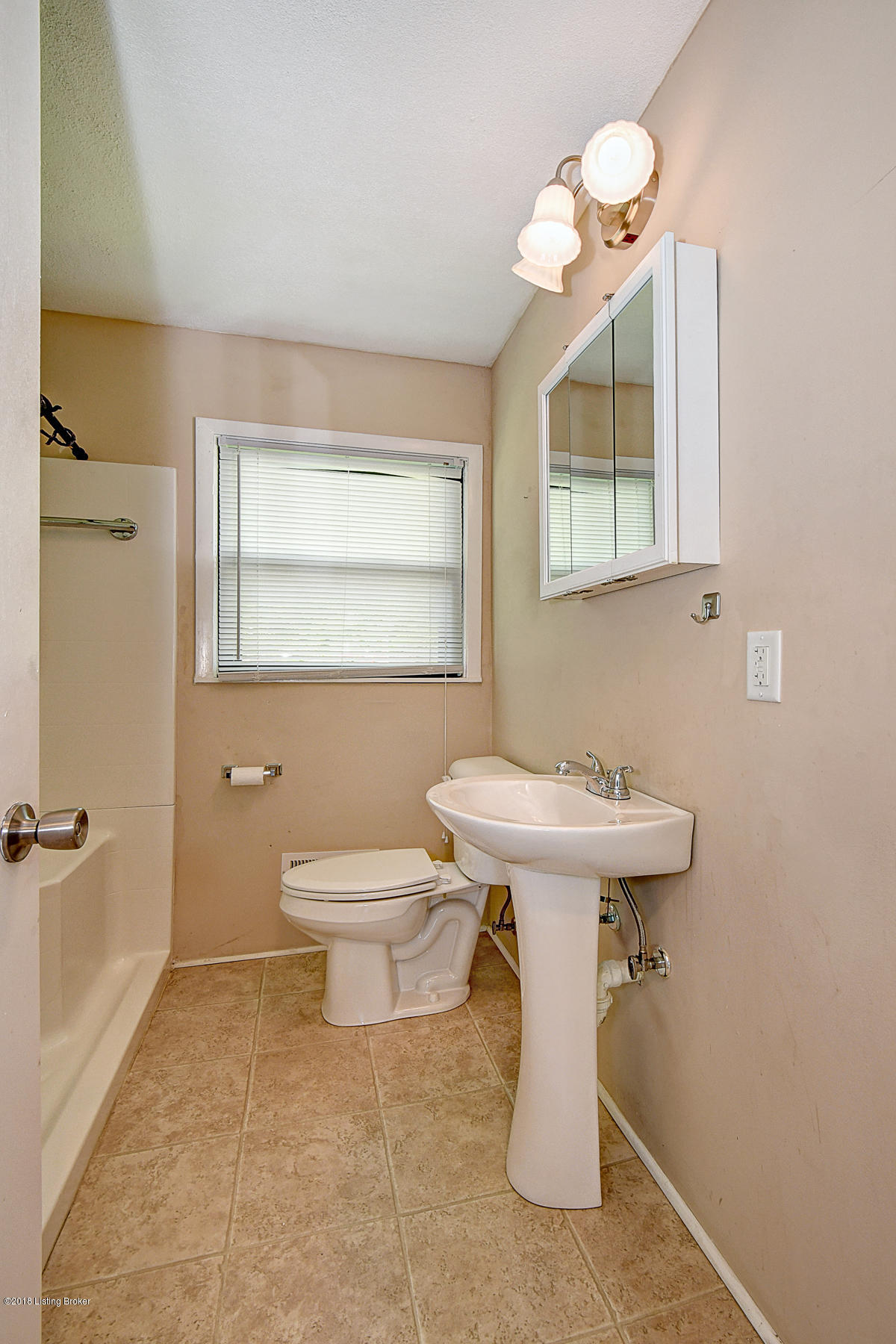 12312 Hardwick Road Louisville, KY 40243 - Photo 13 of 20 Hardwick by C W Davis 0015