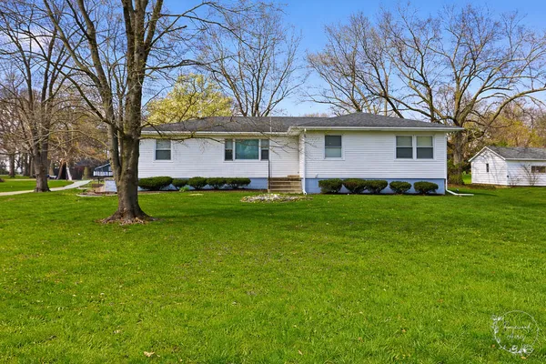 $259,900 | 410 South Chicago Street, Rossville, IL 60963