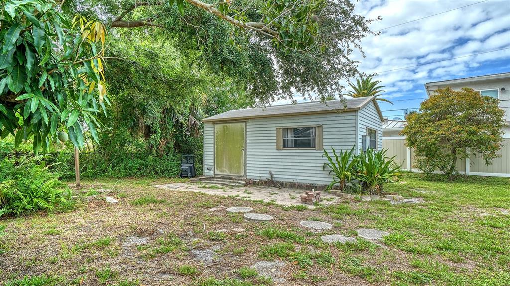 621 Alhambra Road Venice, FL 34285 - Photo 40 of 53