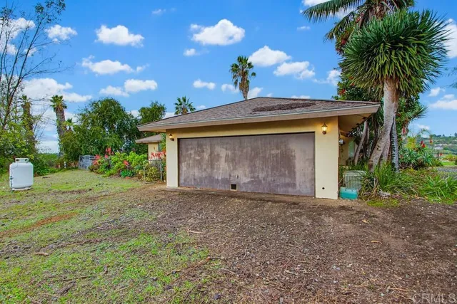 $1,250,000 | 3655 Lupine Lane, Fallbrook, CA 92028