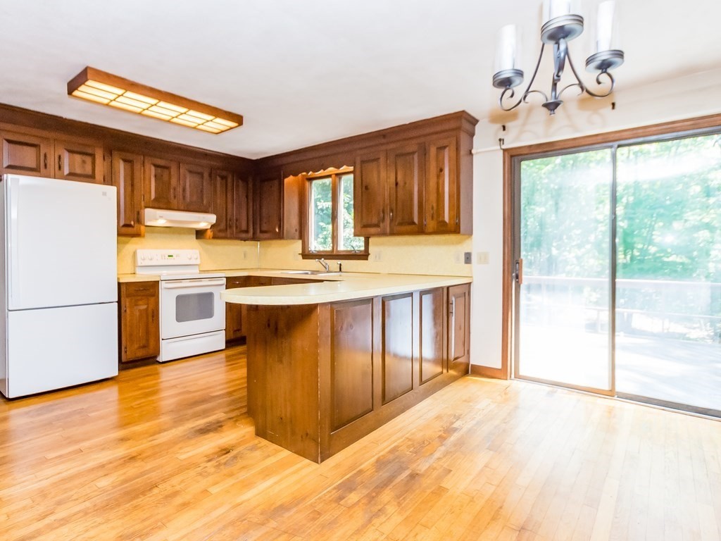 27 Gunnison Road Boxford, MA 01921 - Photo 18 of 40