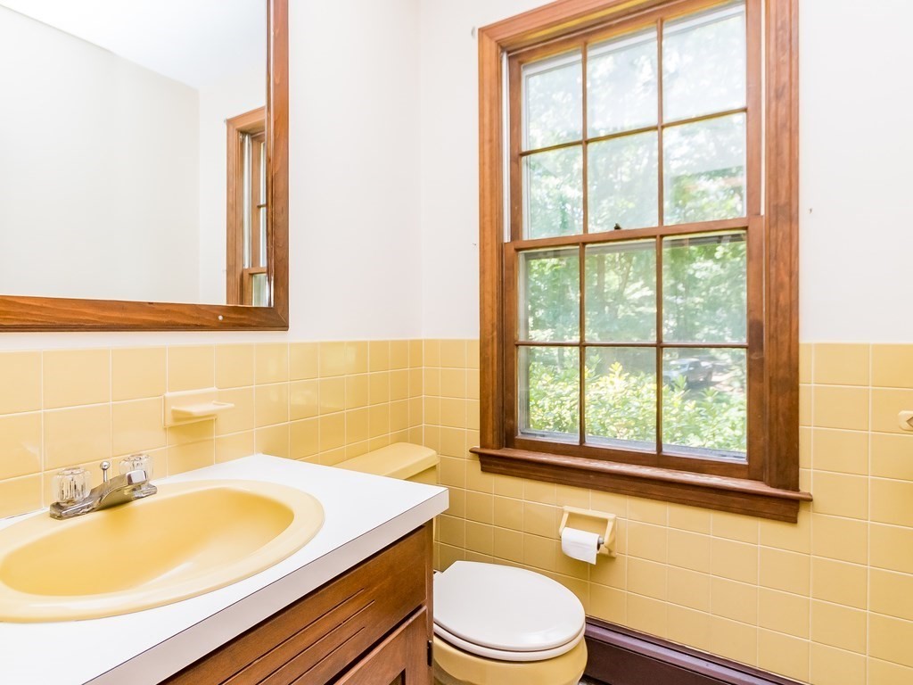 27 Gunnison Road Boxford, MA 01921 - Photo 34 of 40