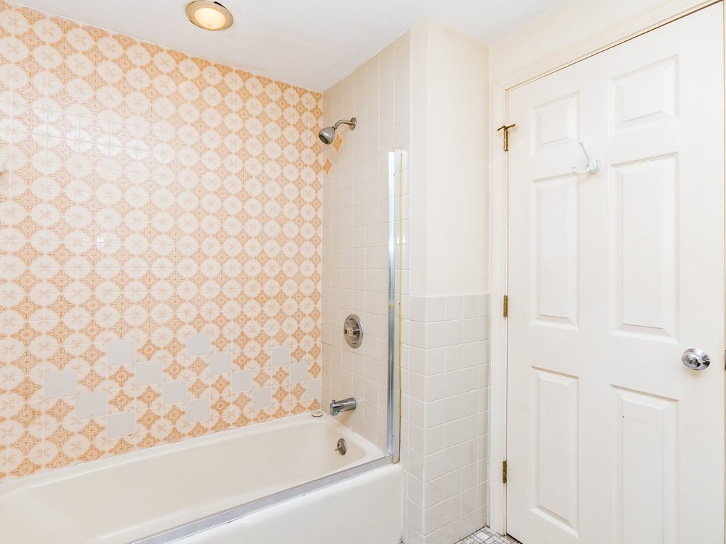 27 Gunnison Road Boxford, MA 01921 - Photo 35 of 40