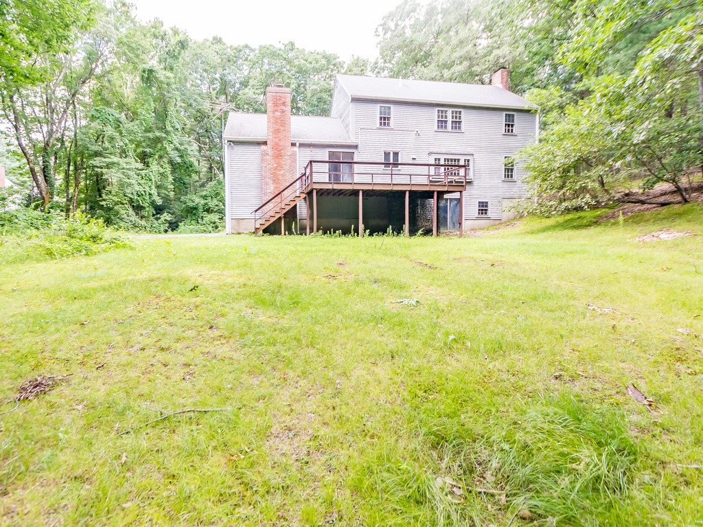 27 Gunnison Road Boxford, MA 01921 - Photo 4 of 40
