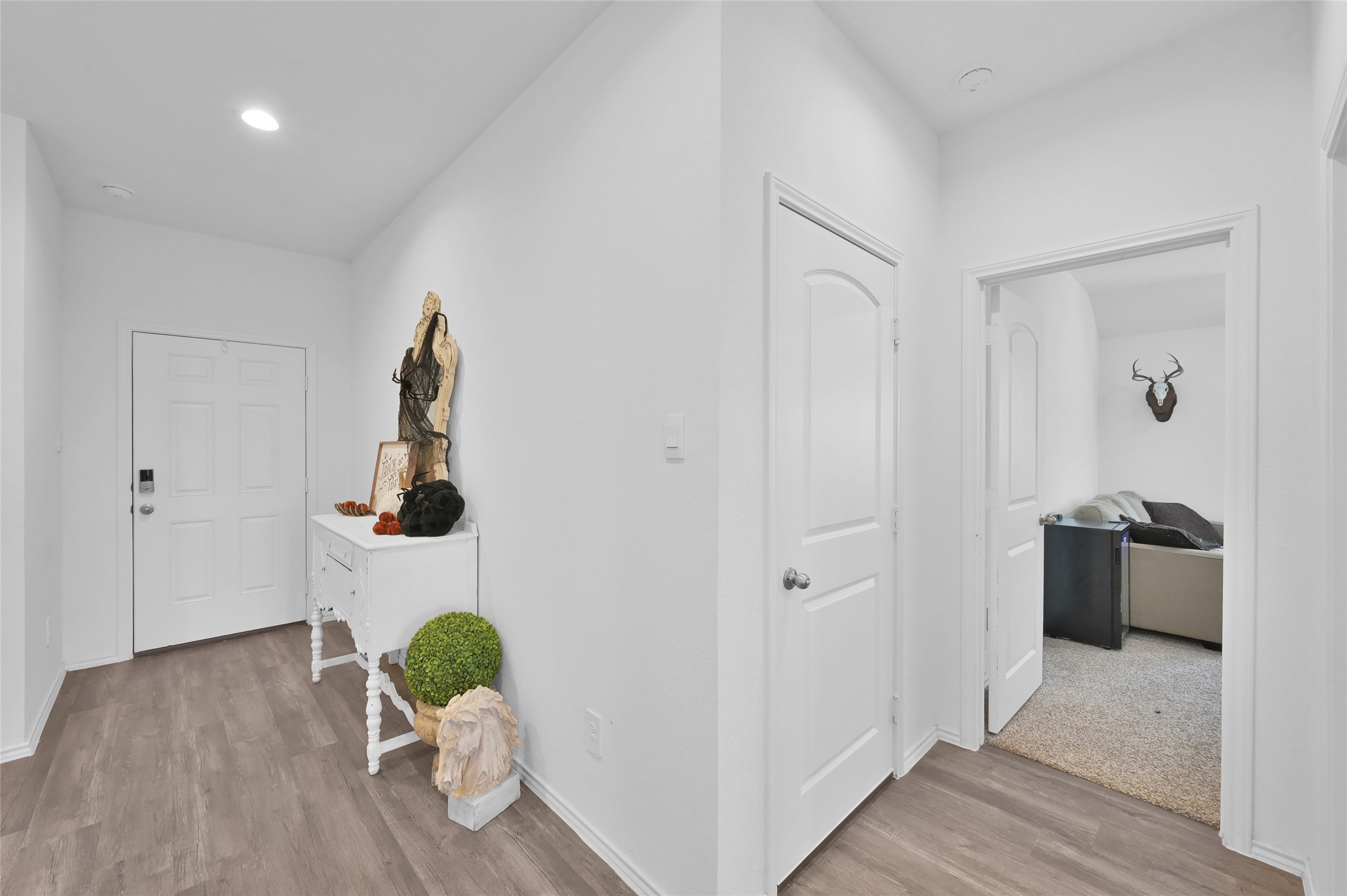 12369 Carib Crossing Lane Conroe, TX 77304 - Photo 5 of 43 a living room with furniture and a couch