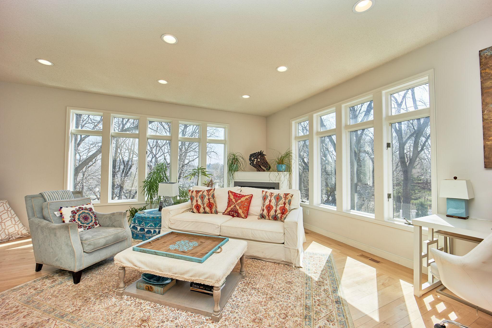 966 Skyline Lane Southwest Rochester, MN 55902 - Photo 11 of 57 Gallery Image 11