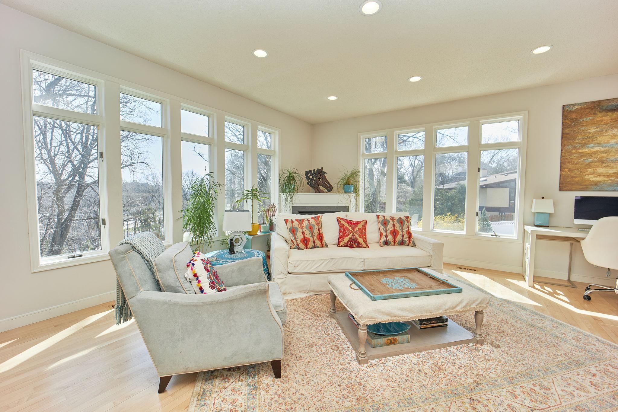 966 Skyline Lane Southwest Rochester, MN 55902 - Photo 12 of 57 Gallery Image 12
