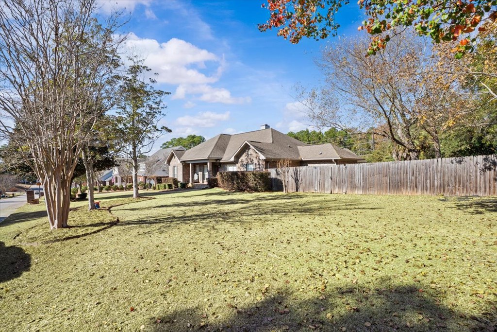 3649 Oak Ridge Lane Dothan, AL 36303 - Photo 4 of 46