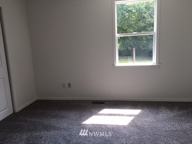 6416 Littlerock Road Southwest Tumwater, WA 98512 - Photo 13 of 15 Gallery Image 13