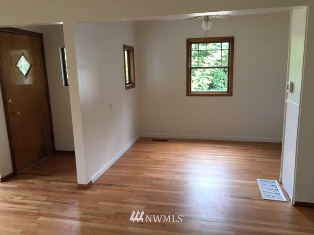 6416 Littlerock Road Southwest Tumwater, WA 98512 - Photo 9 of 15 Gallery Image 9
