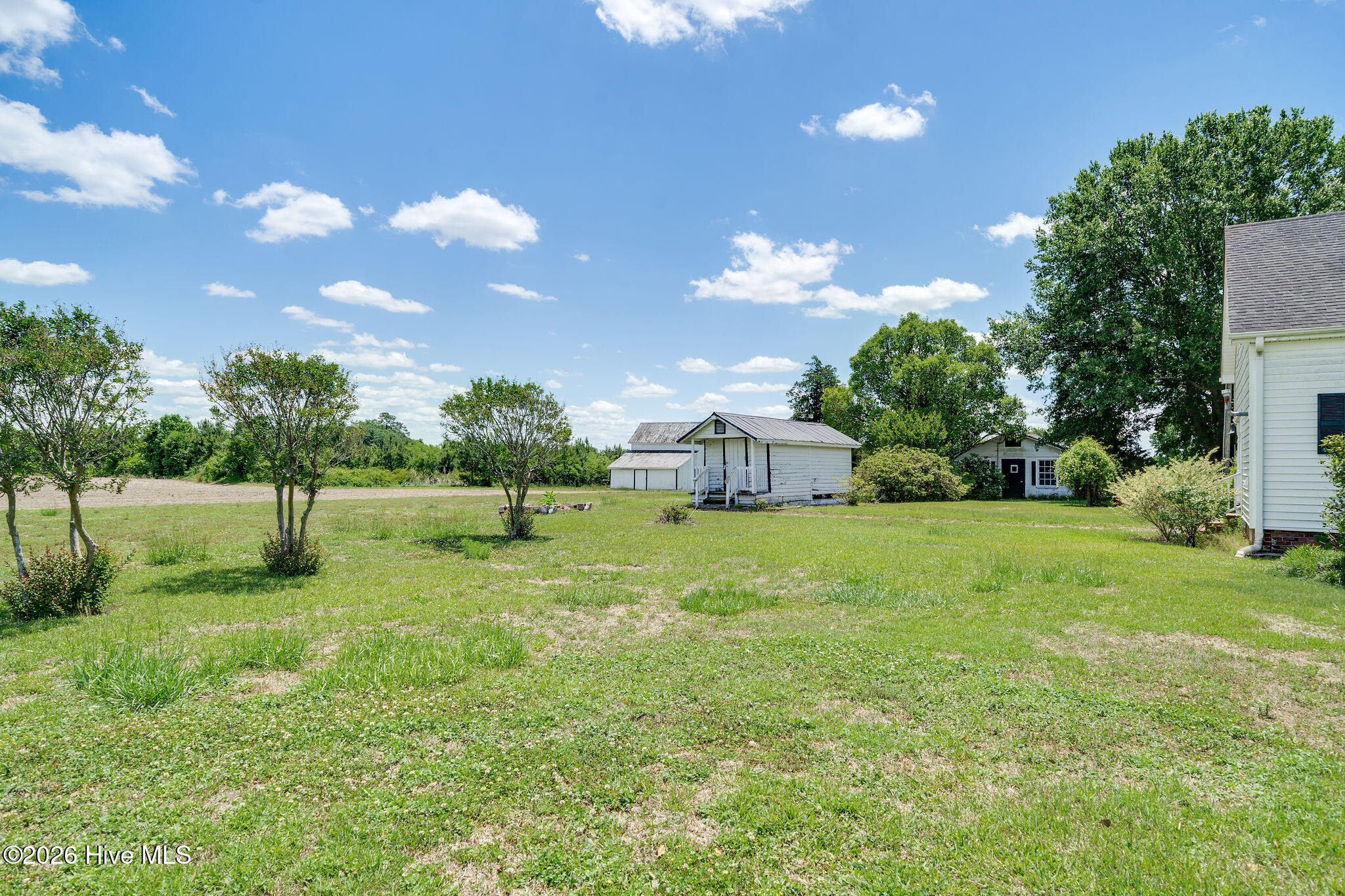 1352 Cornwallis Road Rose Hill, NC 28458 - Photo 40 of 42
