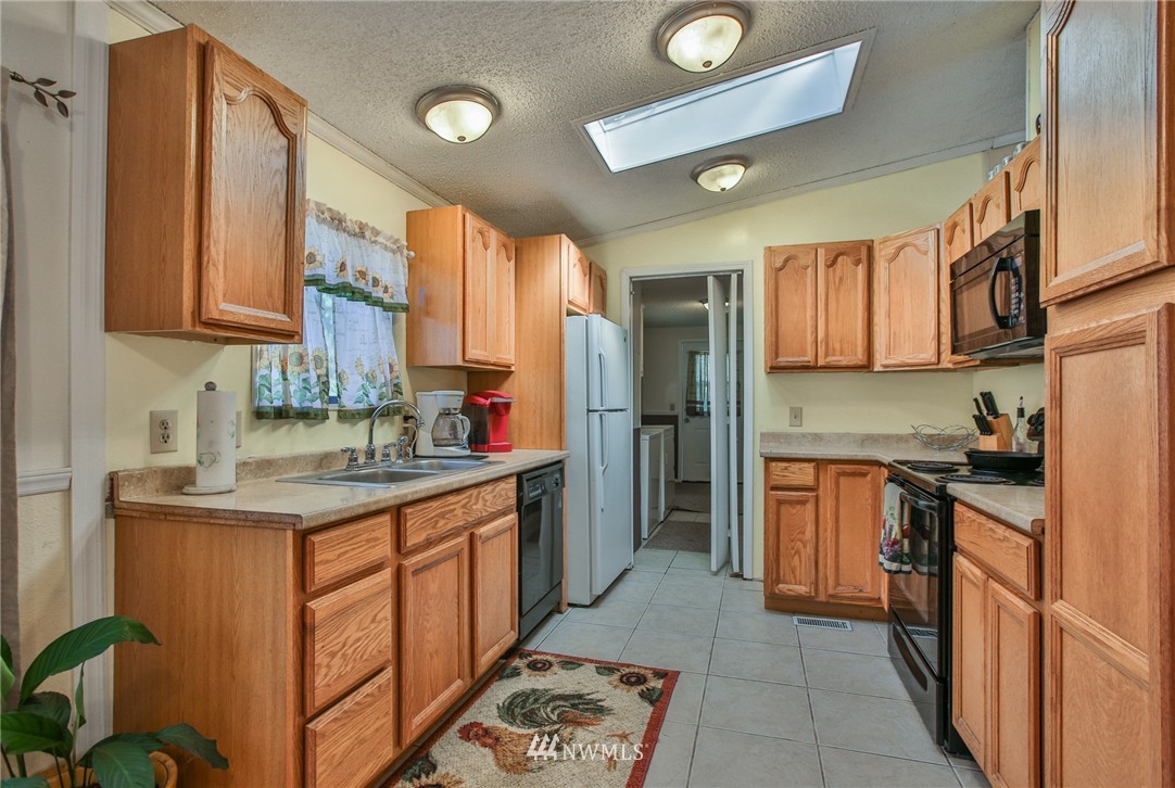 42601 May Creek Road Gold Bar, WA 98251 - Photo 5 of 21 Gallery Image 5