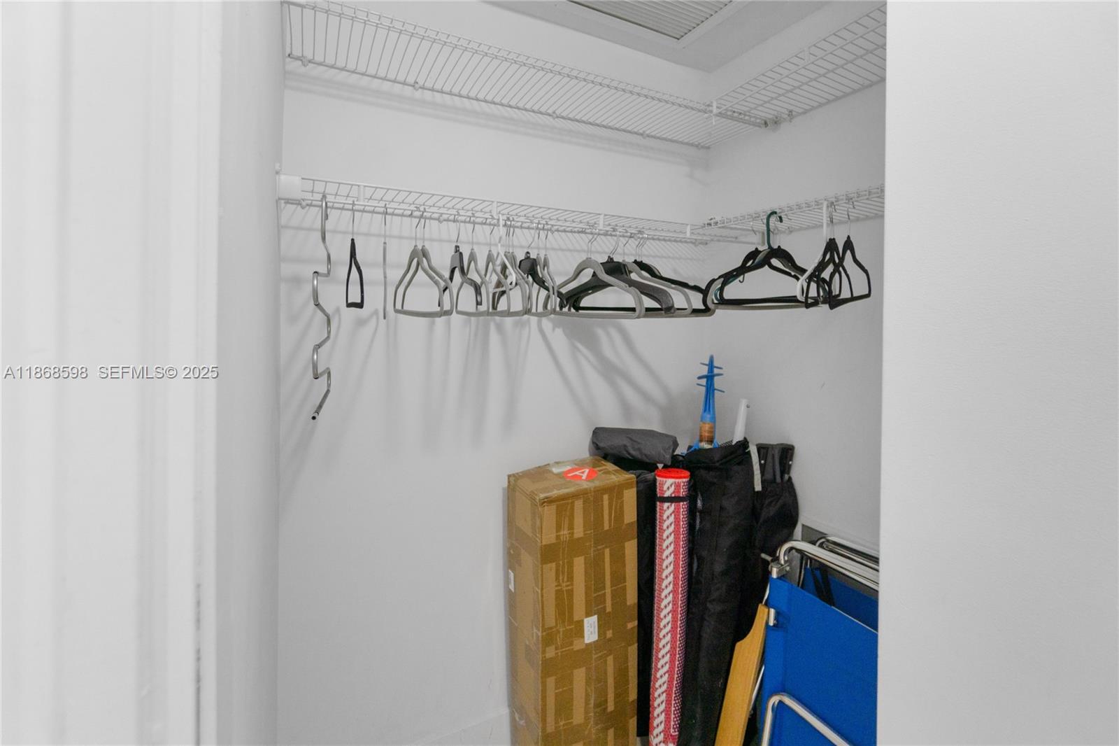 100 Lincoln Road, Unit PH14 Miami Beach, FL 33139 - Photo 20 of 33