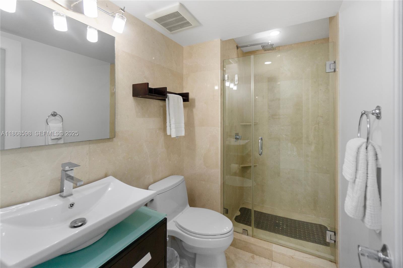 100 Lincoln Road, Unit PH14 Miami Beach, FL 33139 - Photo 22 of 33