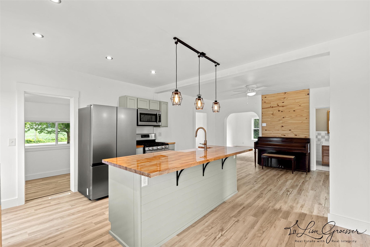 6621 Tamarack Road Lakeview, MI 48850 - Photo 8 of 50 Gallery Image 8