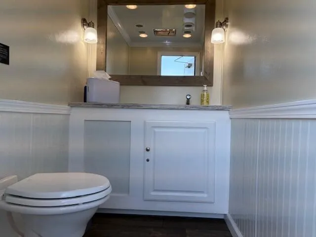 $1,899,000 | 145 East Pond Road, Nobleboro, ME 04555