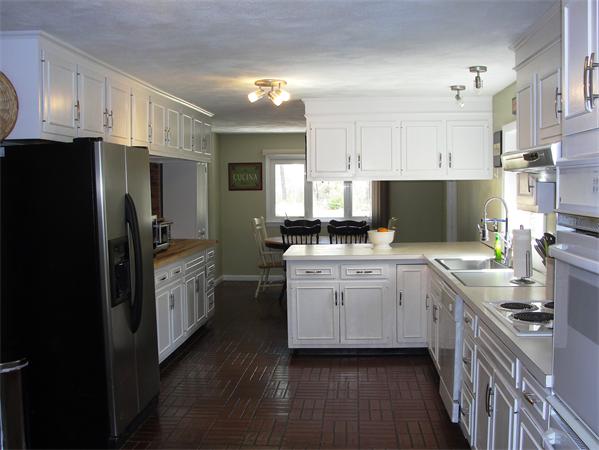 266 Alder Road Westwood, MA 02090 - Photo 2 of 22 Gallery Image 2