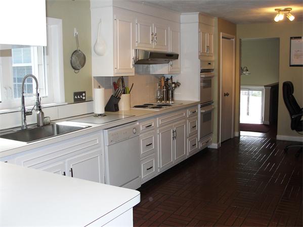 266 Alder Road Westwood, MA 02090 - Photo 4 of 22 Gallery Image 4
