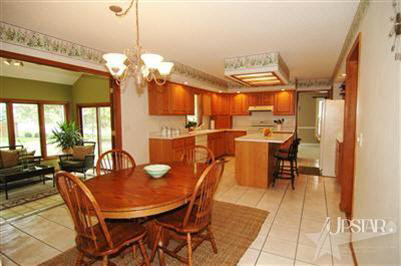 9225 Timber Ridge Court Fort Wayne, IN 46804 - Photo 11 of 30