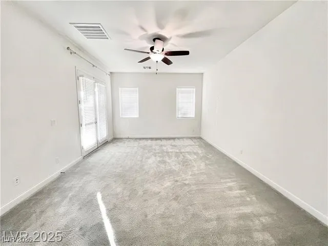 $2,550 | 2117 Thames View Street, Henderson, NV 89044