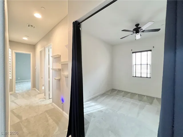 $2,550 | 2117 Thames View Street, Henderson, NV 89044