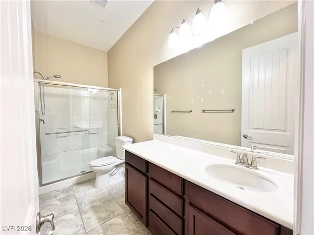 $2,550 | 2117 Thames View Street, Henderson, NV 89044