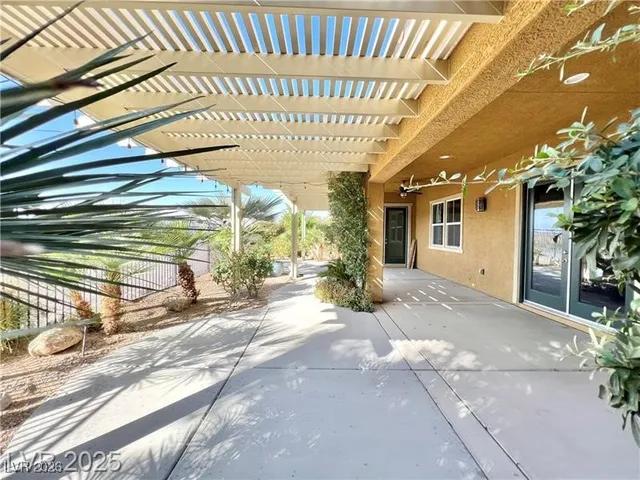 $2,550 | 2117 Thames View Street, Henderson, NV 89044