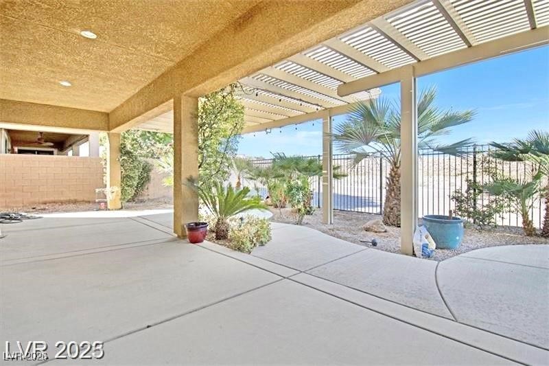 2117 Thames View Street Henderson, NV 89044 - Photo 33 of 50