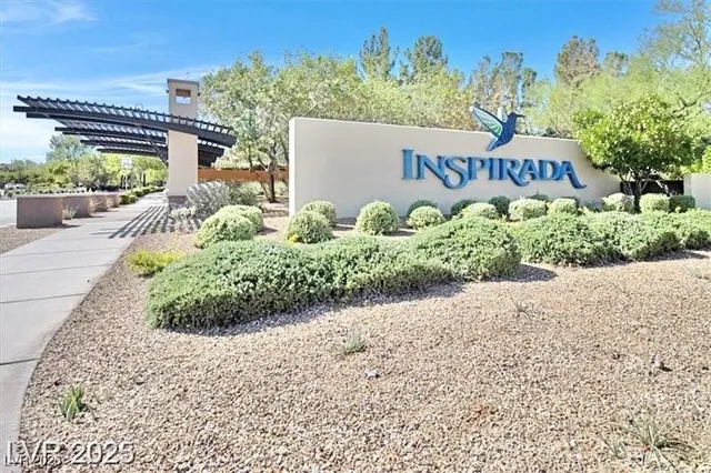 $2,550 | 2117 Thames View Street, Henderson, NV 89044