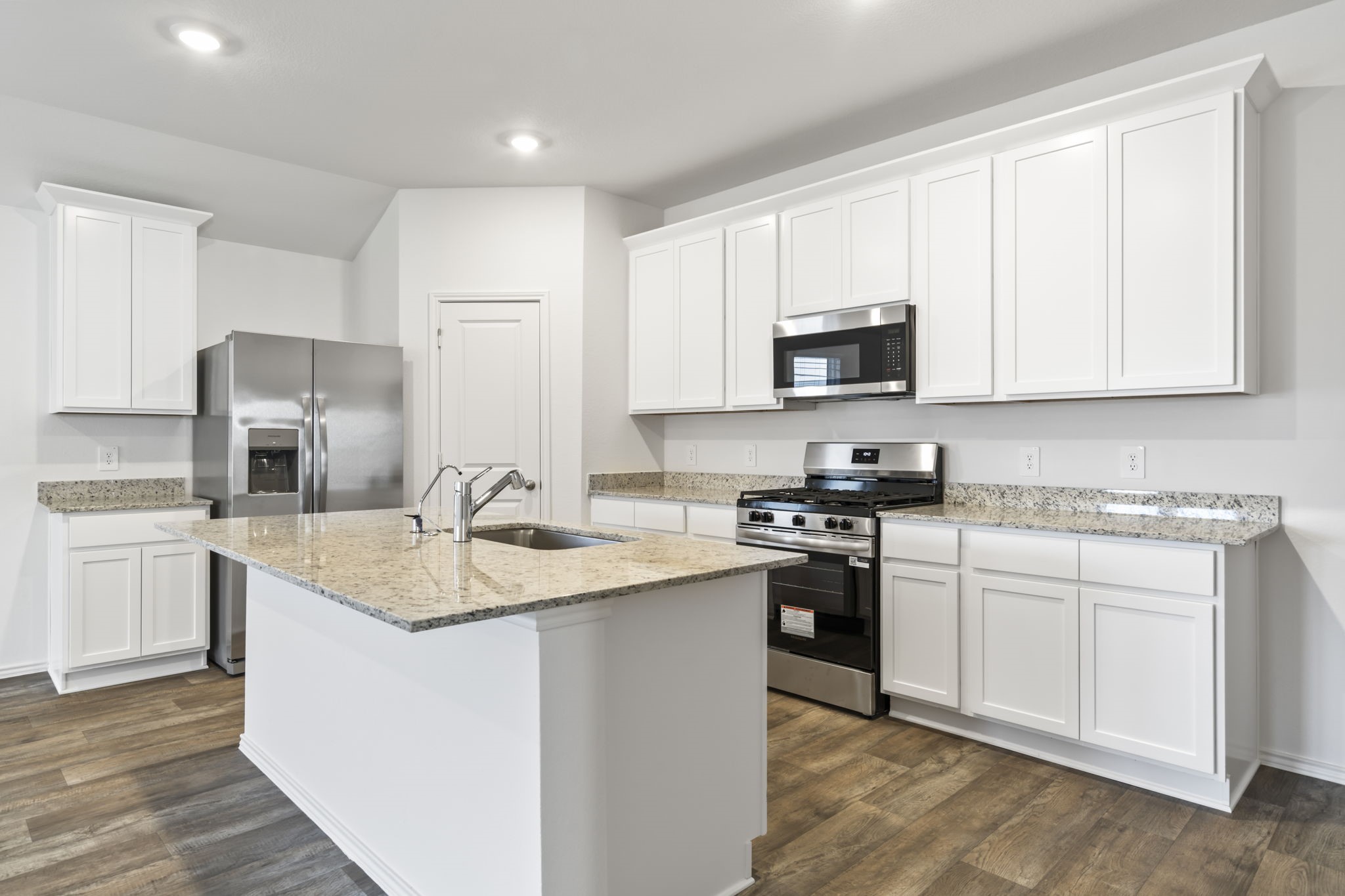 3723 Zoeys Way Fulshear, TX 77423 - Photo 21 of 40