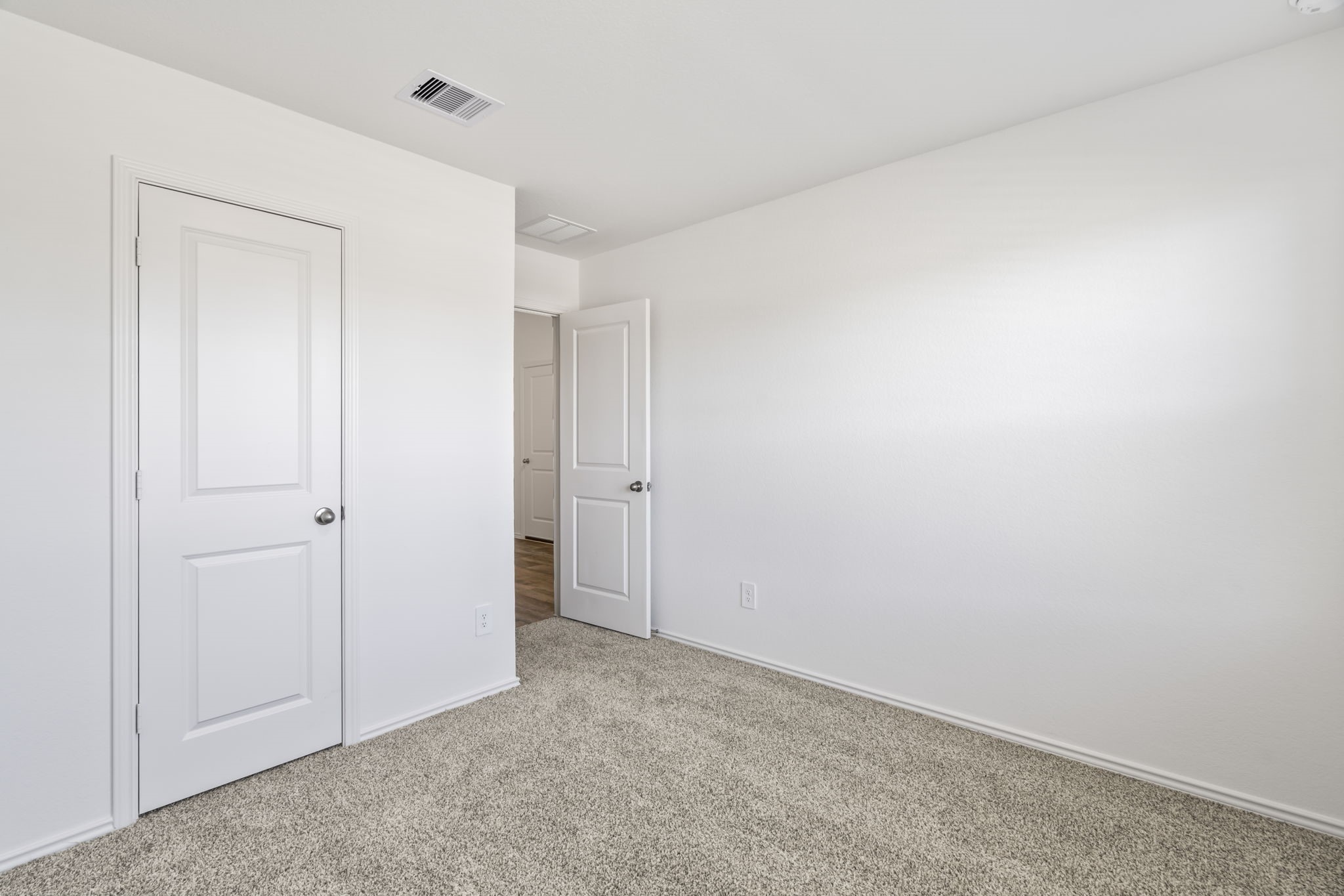 3723 Zoeys Way Fulshear, TX 77423 - Photo 9 of 40