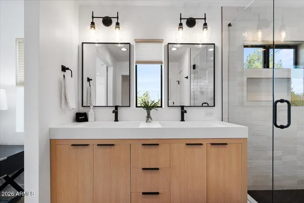 $1,750,000 | 220 West Monterosa Street, Phoenix, AZ 85013