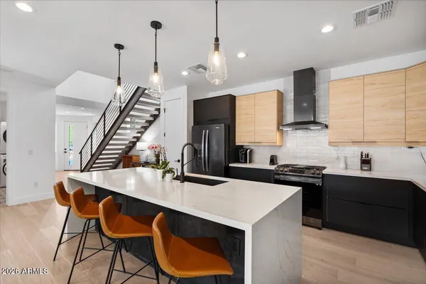 $1,750,000 | 220 West Monterosa Street, Phoenix, AZ 85013