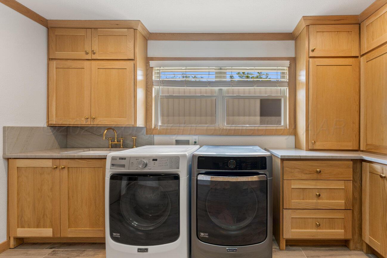 6219 Adirondack Trail Amarillo, TX 79106 - Photo 22 of 75 Butler Pantry - Laundry-4