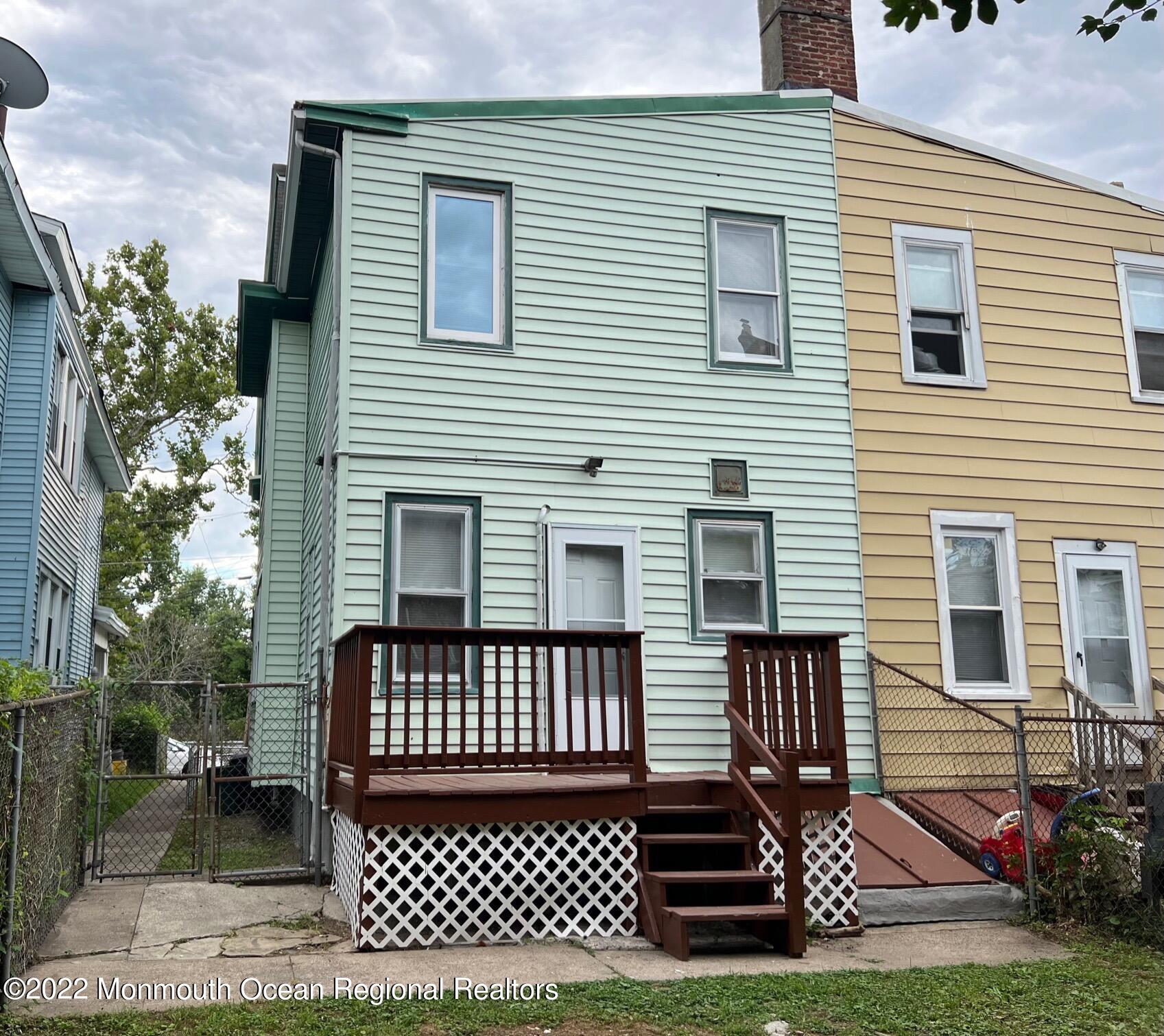 494 Riverside Avenue Trenton, NJ 08618 - Photo 24 of 28 Back Deck