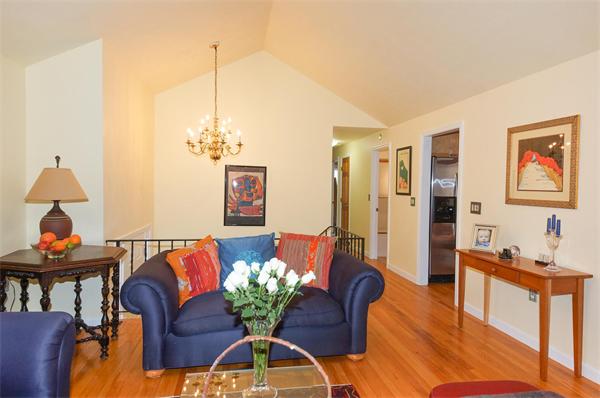 15 Edward Road Mendon, MA 01756 - Photo 8 of 28 Gallery Image 8