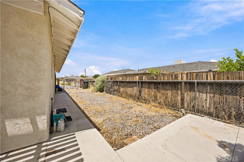 1120 South Yorktown Street Ridgecrest, CA 93555 - Photo 43 of 44