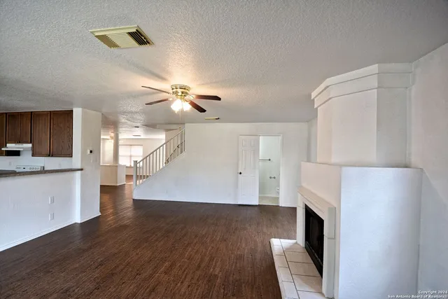 a view of livingroom with furniture and wooden floor