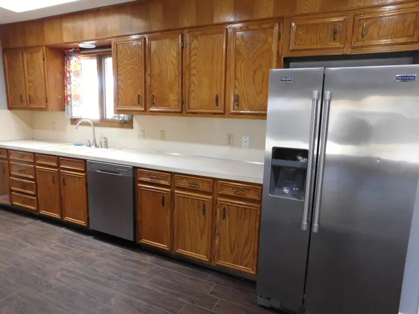 $196,500 | 926 East Juniper Avenue, Muleshoe, TX 79347