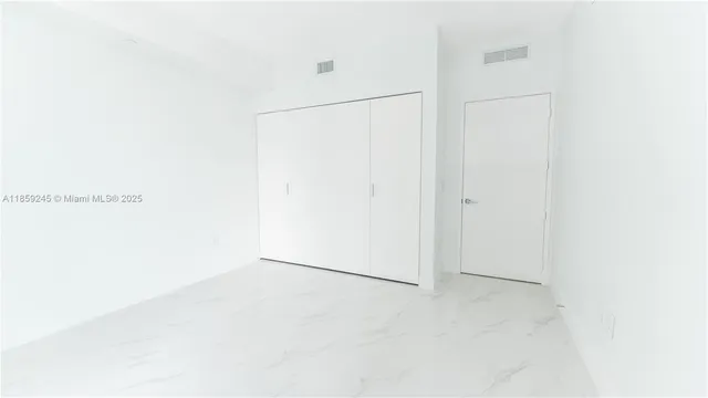 $16,500 | 700 Northeast 24th Street, Unit 3401, Miami, FL 33137